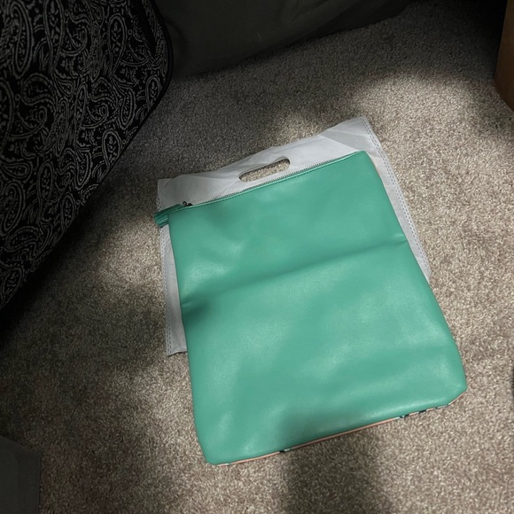 Rachel Pally reversible clutch - Picture 5 of 5